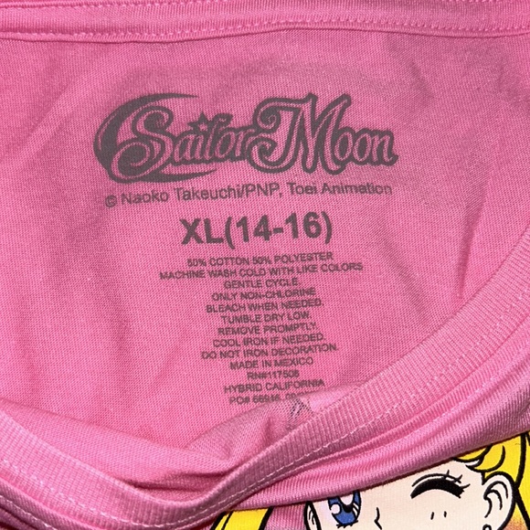 NWT Sailor Moon shirt - size XL (14-16) - Picture 3 of 3
